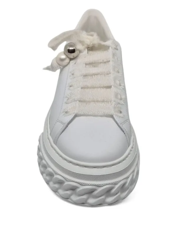新品未使用 CASADEI カサディ24cm エナメル＆ベルベット Casadei Off Road bead-embellished Sneakers | White | FARFETCH