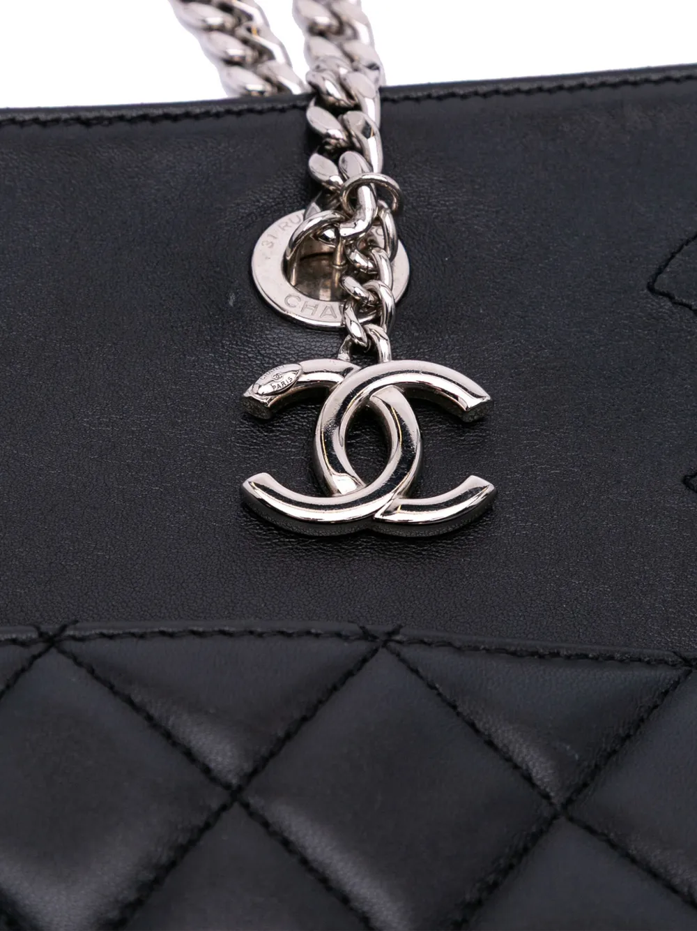 샤넬 Pre-Owned 2016-2017 CC 퀼팅 램스킨 어반 딜라이트 토트 백 L0DUHUD6LNBP6RB4