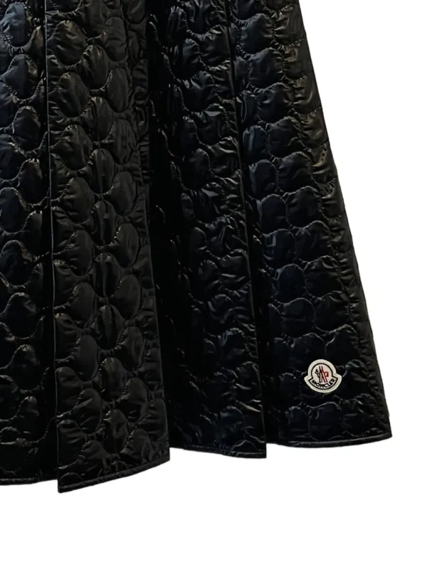 MONCLER GONNA グレーブルー　キルティングスカート　40 Ｍ MONCLER GONNA グレーブルー キルティングスカート 40