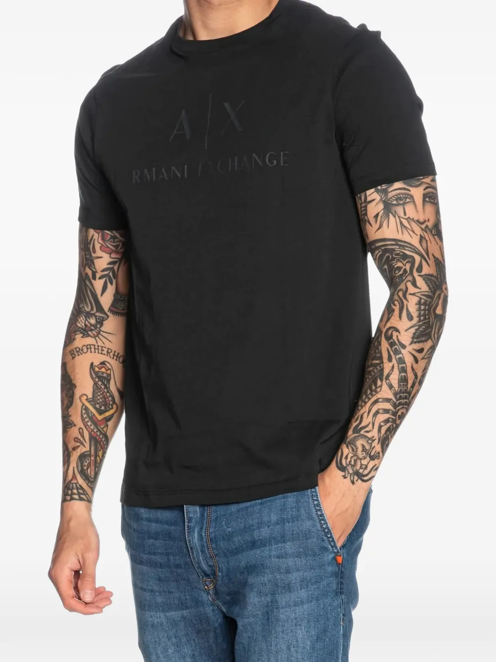 Armani Exchange logo-print T-shirt - Zwart
