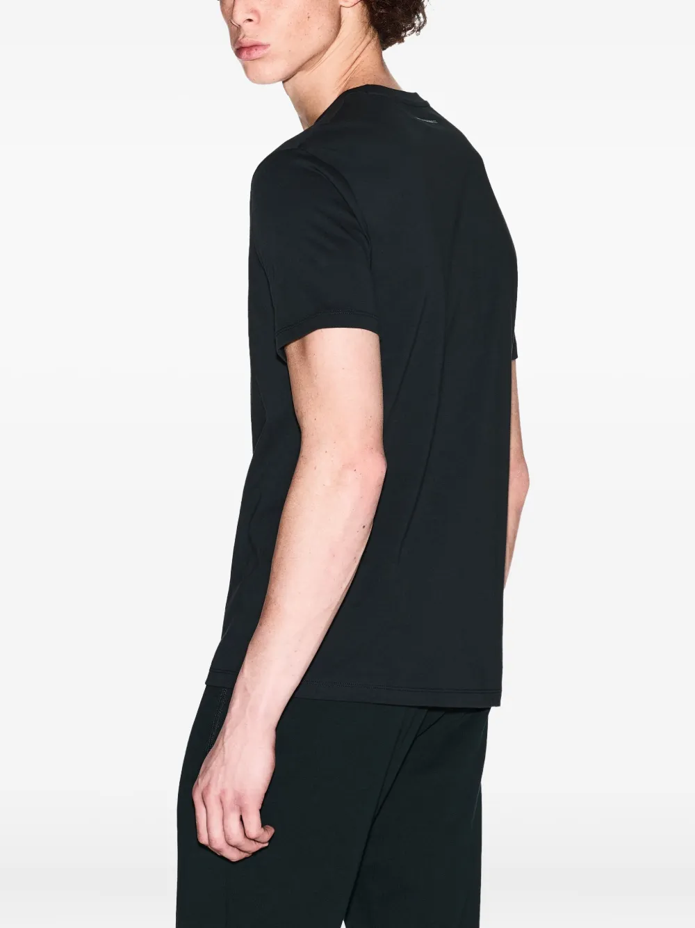 Armani Exchange Logo-print T-shirt In Black
