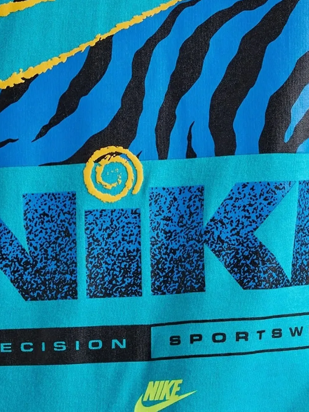 Nike graphic-print T-shirt - Blauw