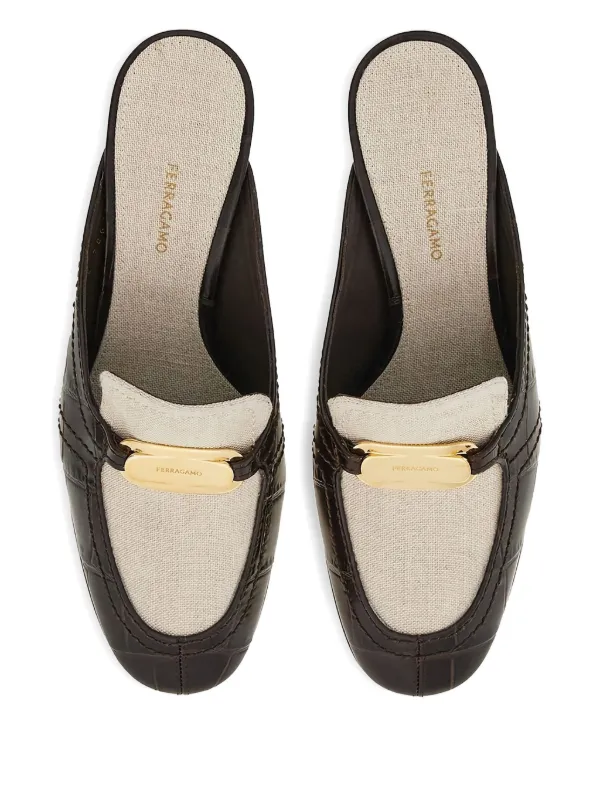 Ferragamo クロコパターン ミュール | ニュートラル | FARFETCH JP