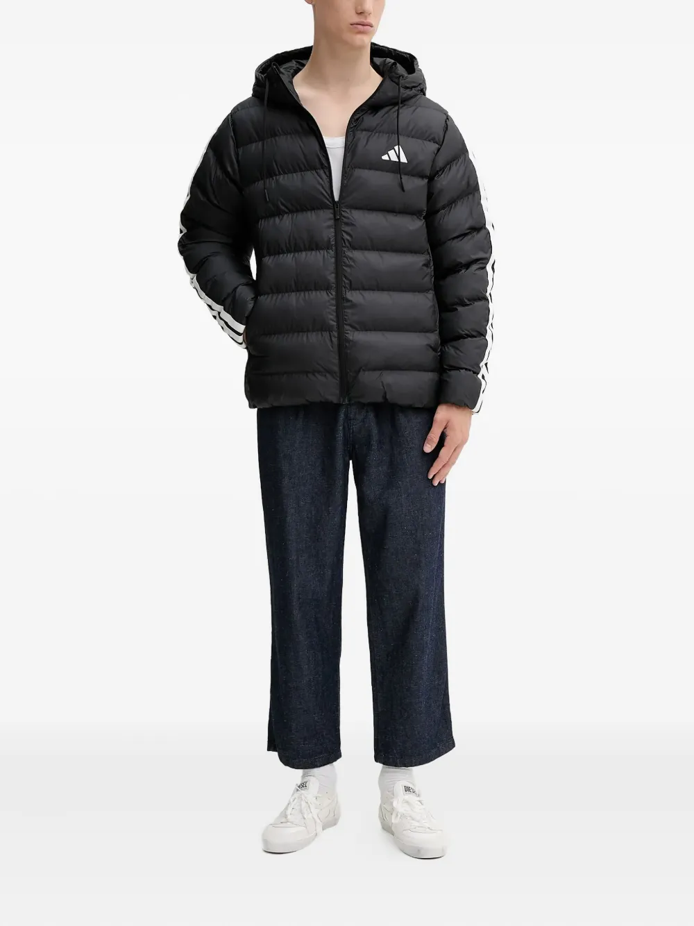 adidas Gewatteerd jack met capuchon en streepdetail Zwart