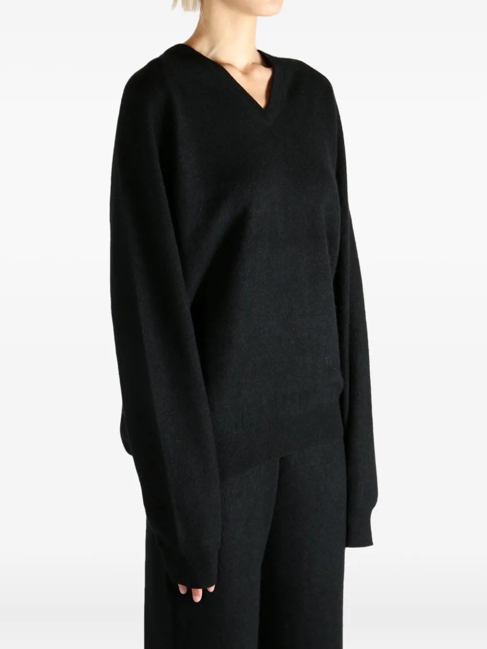 Frenckenberger V-neck Cashmere Sweater In Black