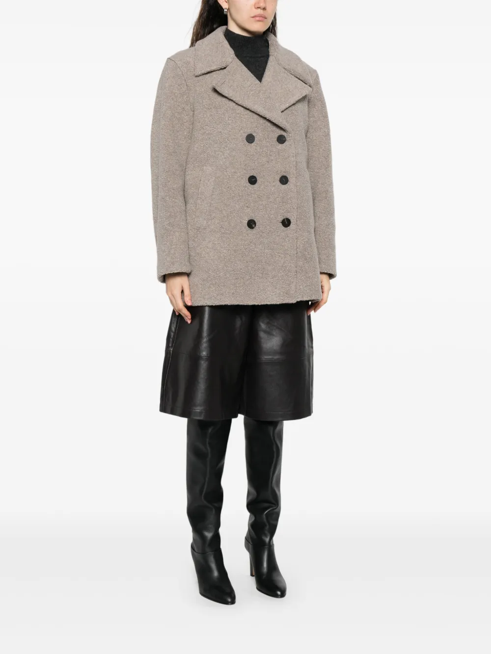 Harris Wharf London Jas met dubbele rij knopen Beige