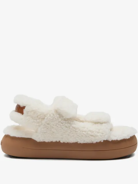 Moon Boot Gemütliche Shearling Sandalen