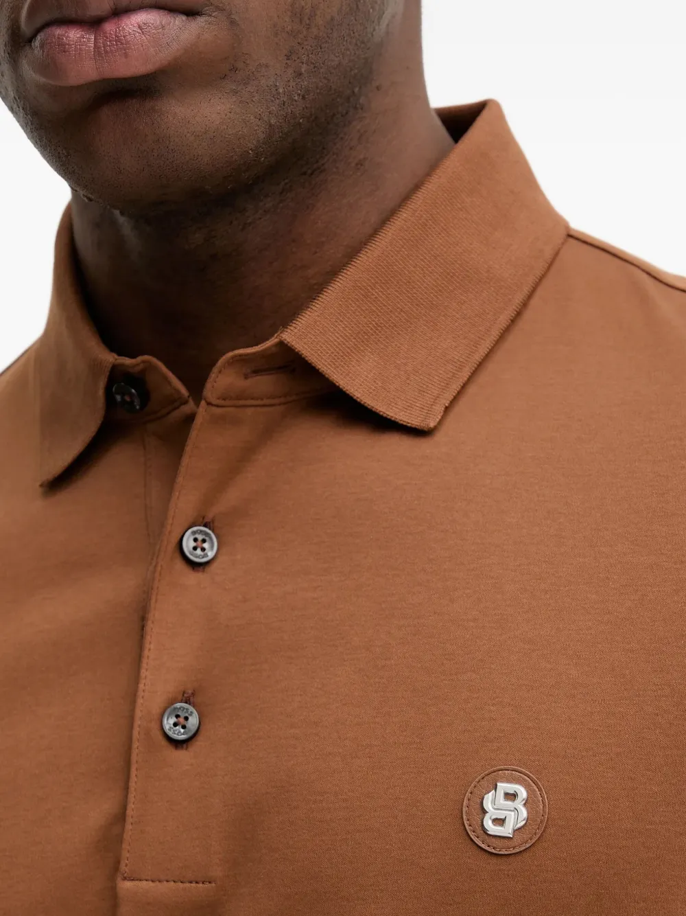 BOSS Poloshirt met logoplakkaat Bruin