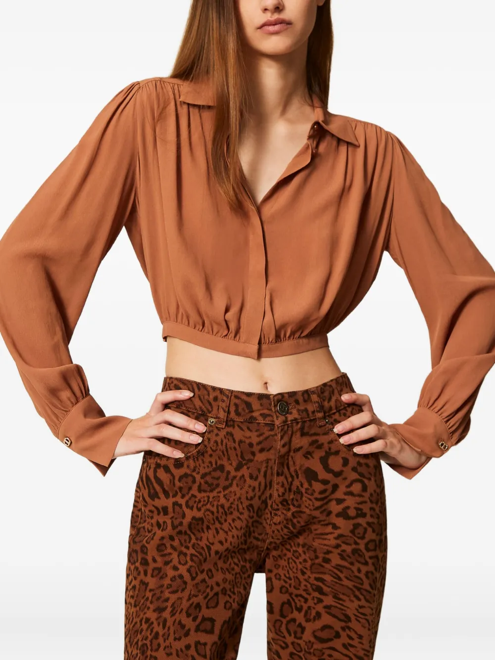 TWINSET Cropped blouse met gesmockte manchetten Bruin