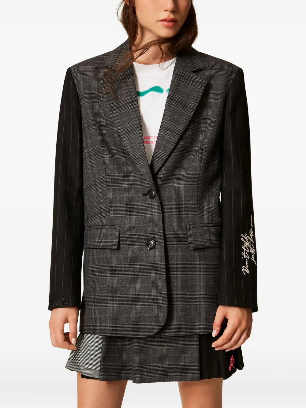 Twinset Checked-pattern Embroidered-sleeve Blazer In Gray