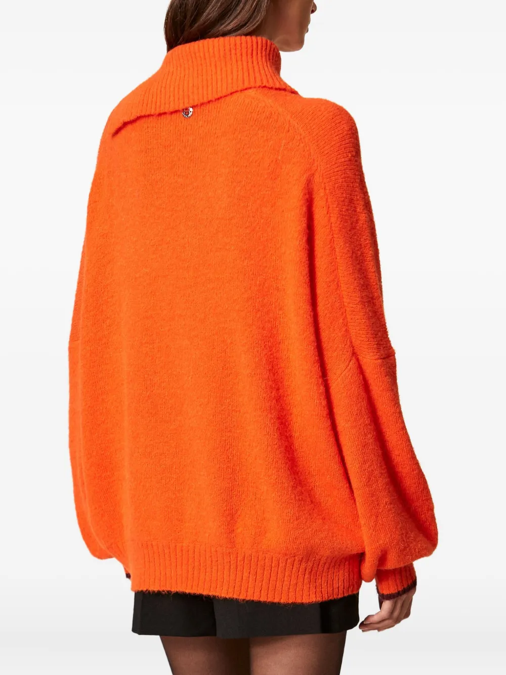 TWINSET Coltrui met broche detail Oranje