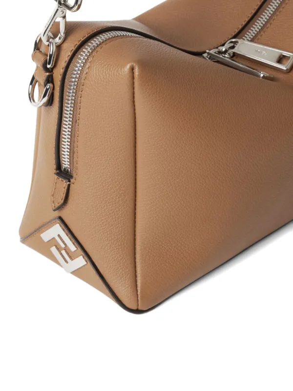 FENDI Lui ジップ ショルダーバッグ M | ブラウン | FARFETCH JP