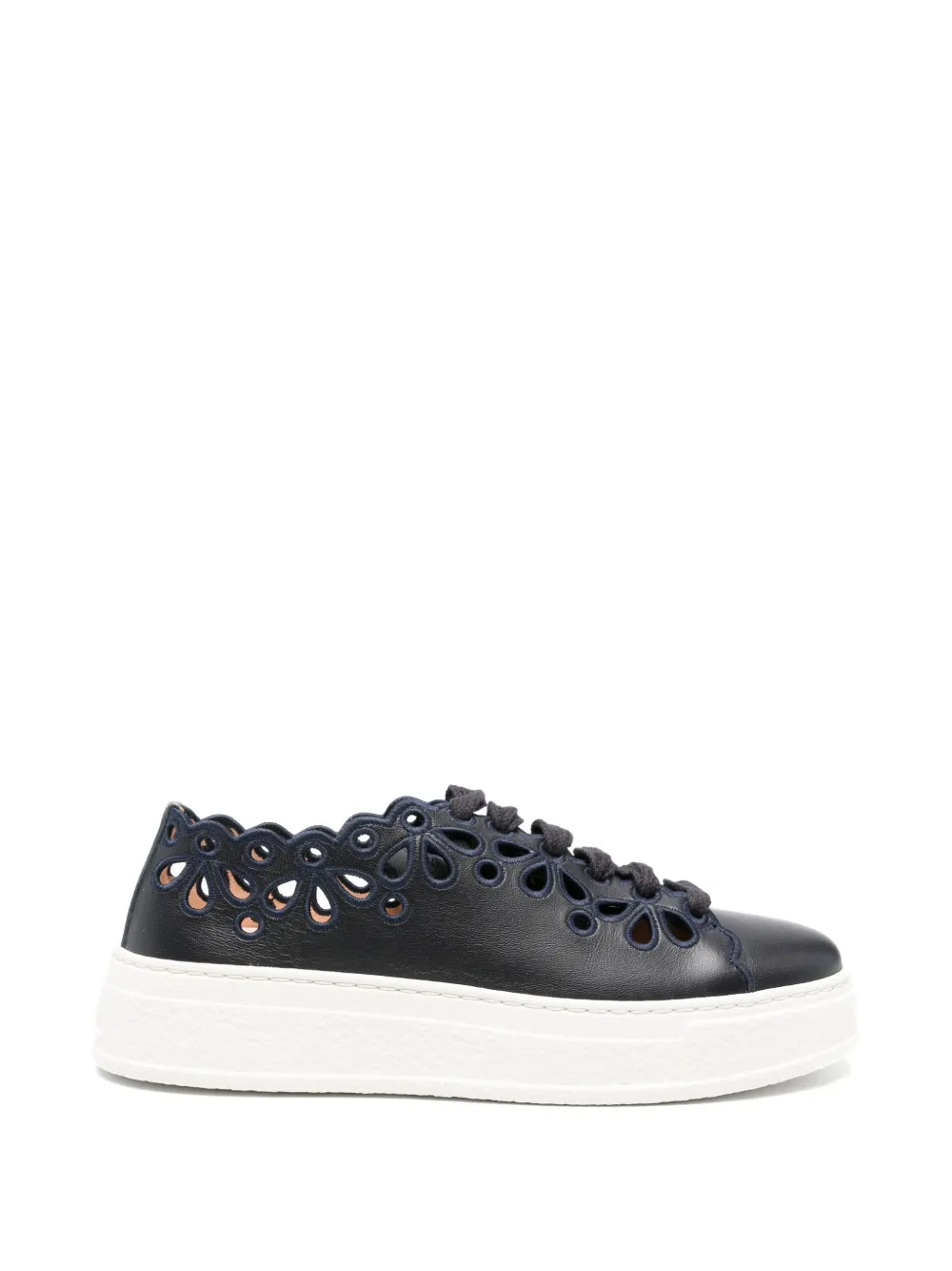AGL laser-cut scalloped sneakers Blauw