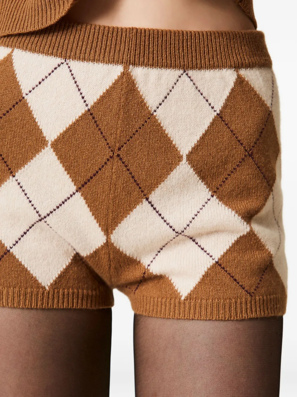 TWINSET Trui met ruche hals en diamantpatroon Bruin