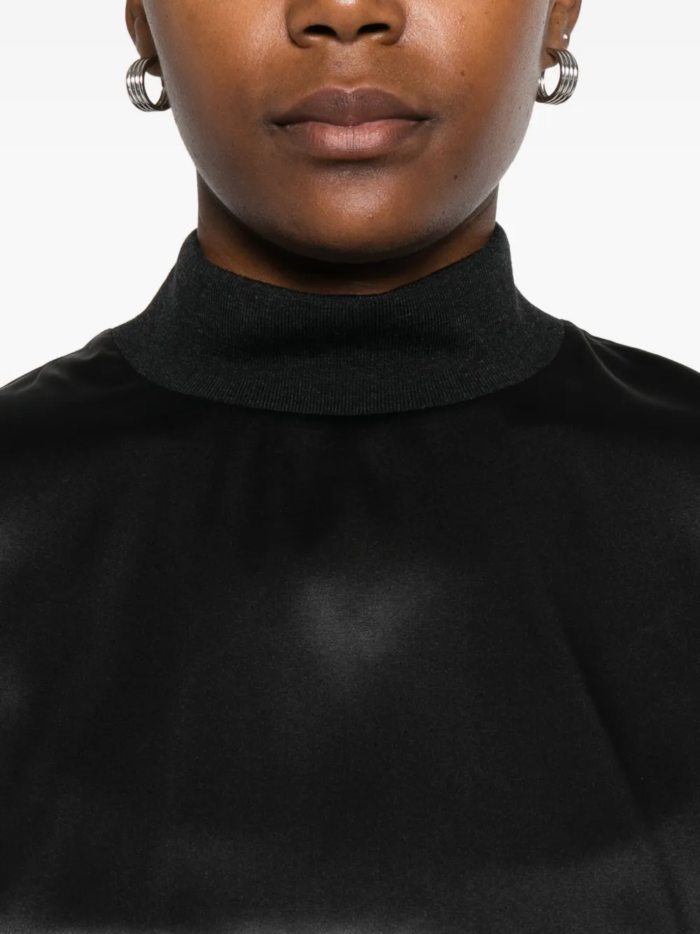 Peserico Top met hoge hals en korte mouwen Zwart