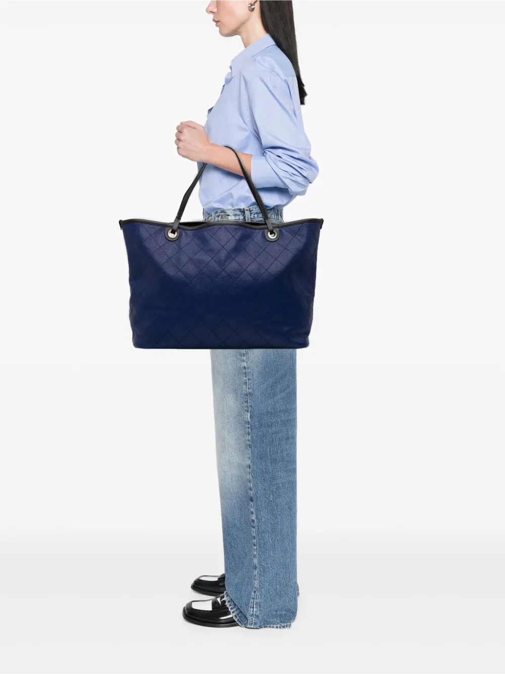 CHANEL Pre-Owned 2014 XL Quilted Caviar Shopping Fever tote bag | Pre-Owned | Image 2