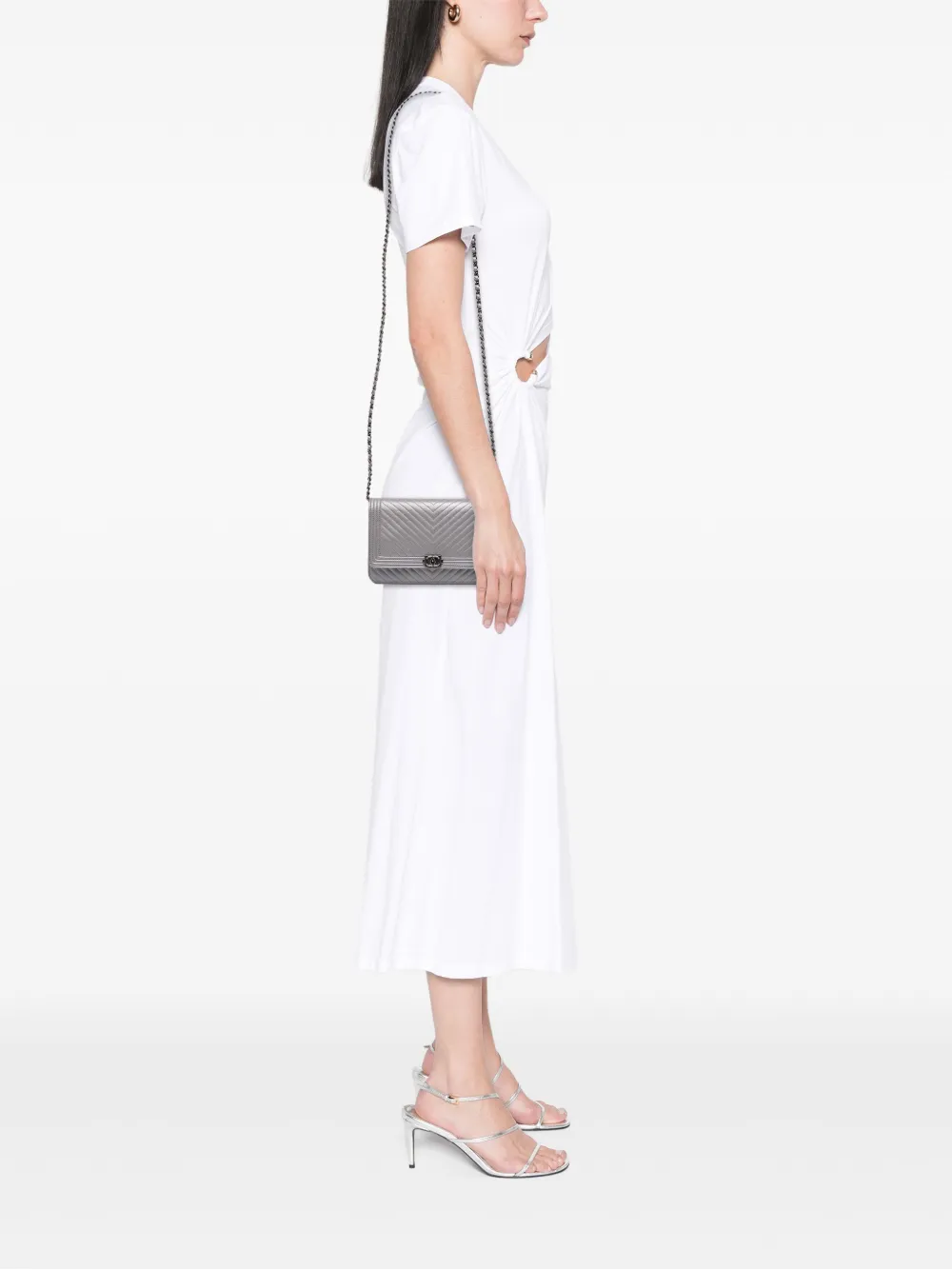 CHANEL Pre-Owned 2016-2017 Chevron Metallic Caviar Boy Wallet On Chain crossbody bag | Pre-Owned | Image 2