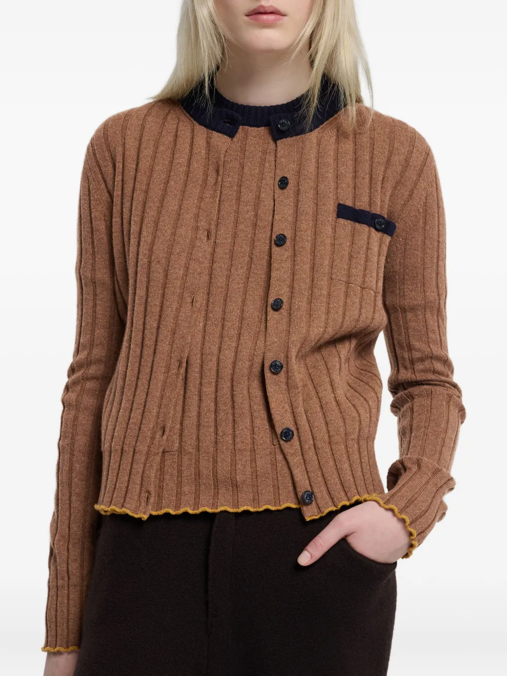 Barrie Geribbeld vest Bruin