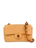 CHANEL Pre-Owned 1997 quilted lambskin shoulder bag - Neutrals