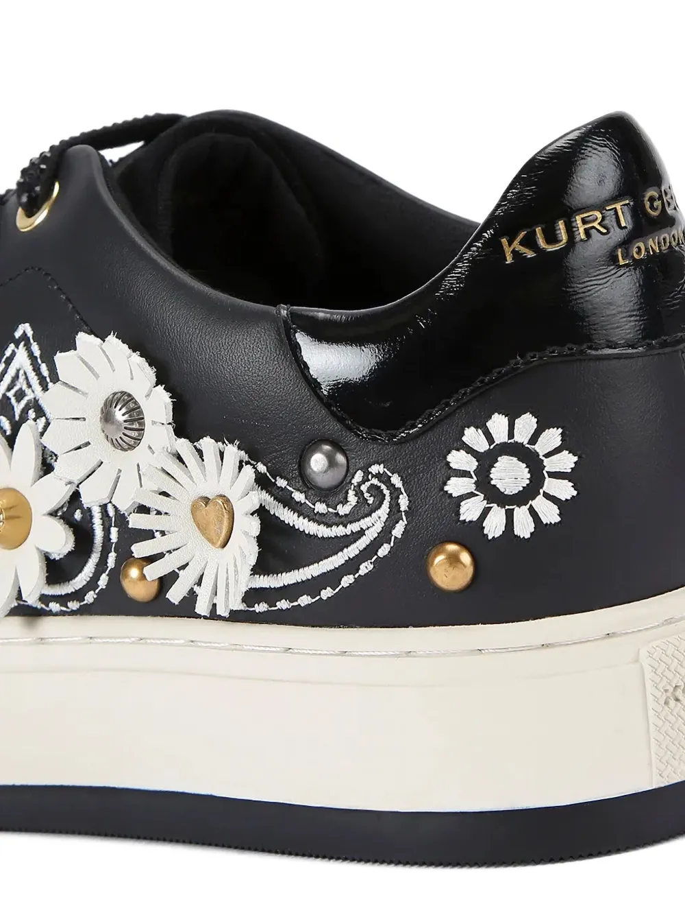 Kurt Geiger London Sneakers met bloemen-applicatie en studs Zwart