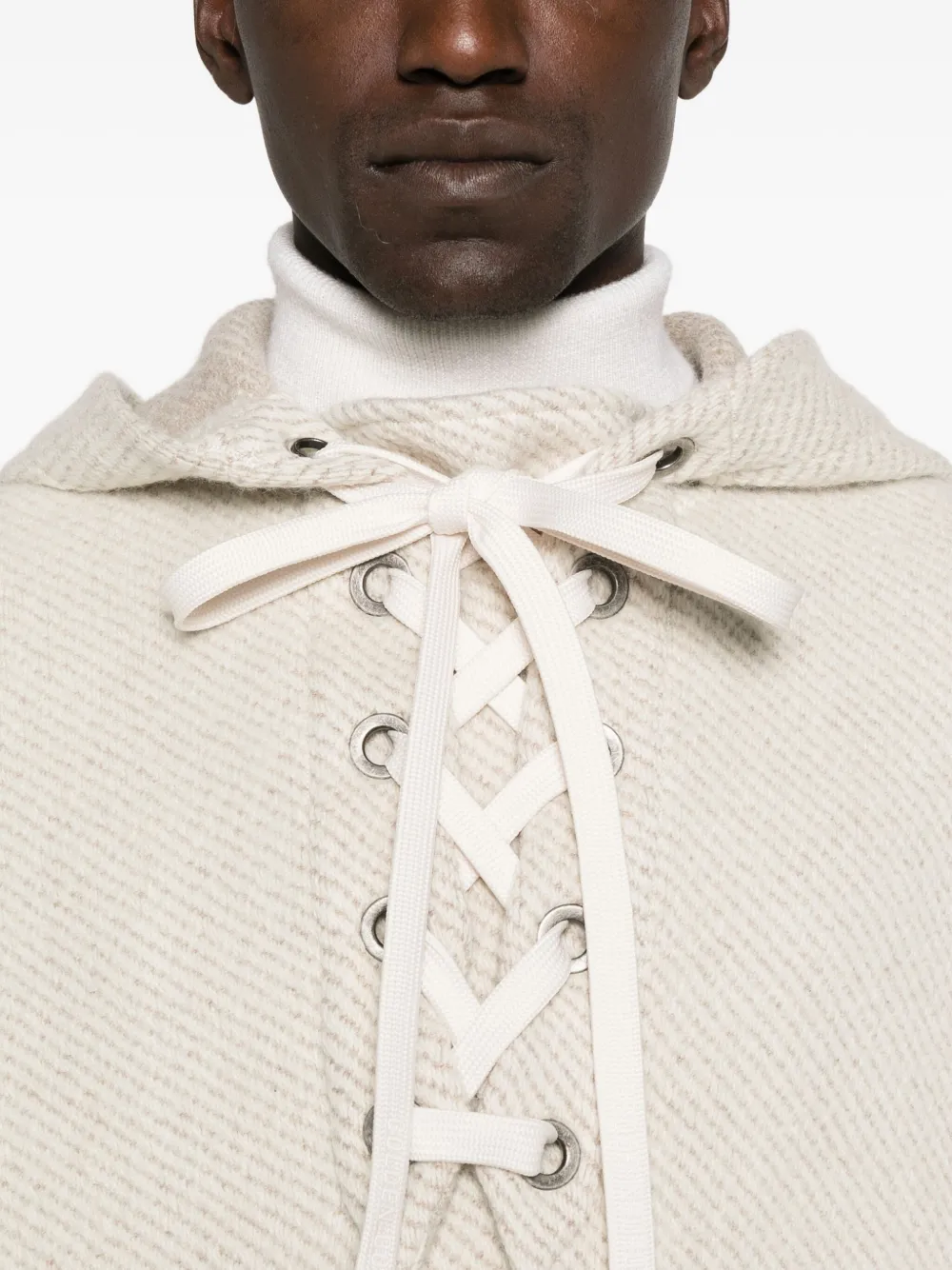 Golden Goose Poncho met capuchon en veters Beige