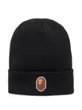 A BATHING APE® logo-embroidery knit beanie - Black