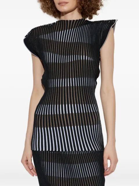 Issey Miyake top plisado con motivo de rayas