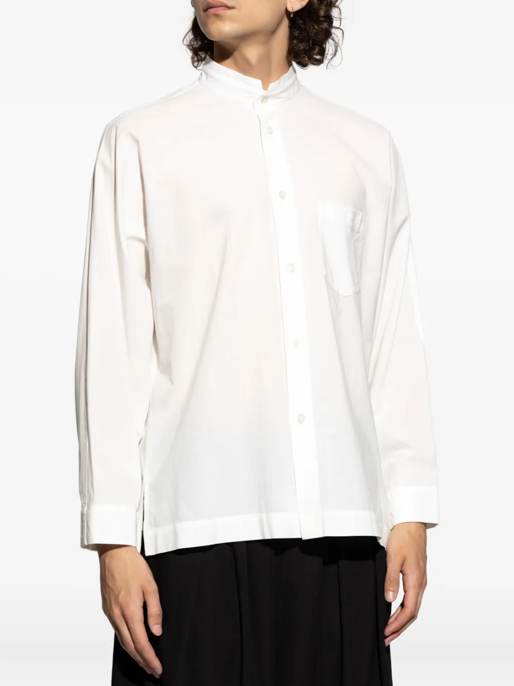 Homme Plissé Issey Miyake Overhemd met ronde opstaande kraag en zak Wit