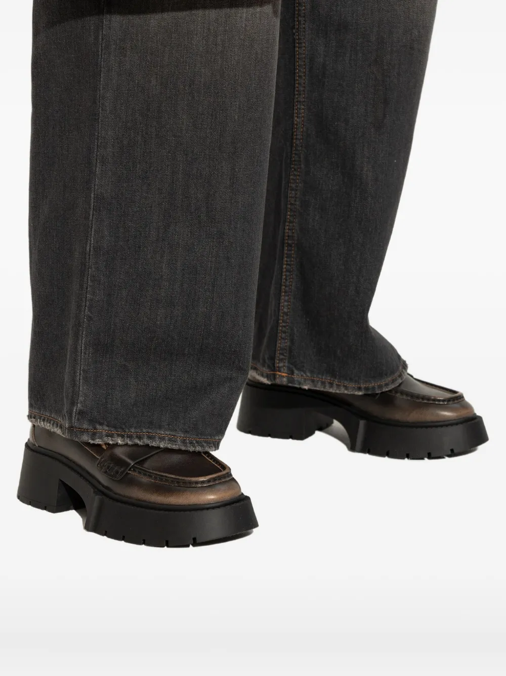 Coach Leah logo-plaque loafers Black