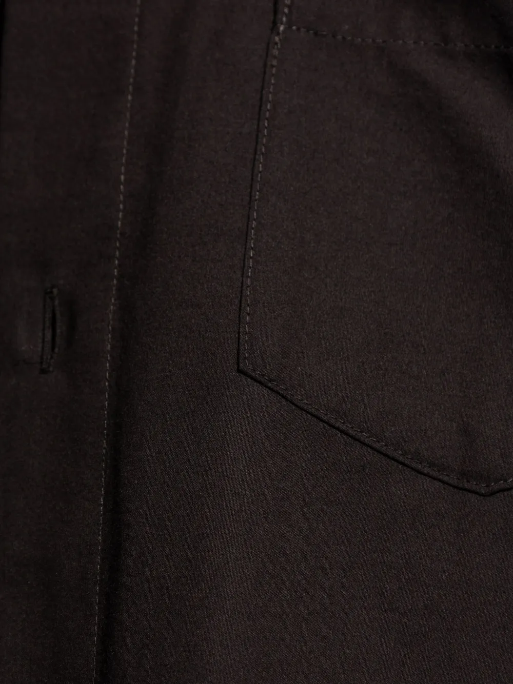 Homme Plissé Issey Miyake Overhemd met ronde opstaande kraag en zak Zwart