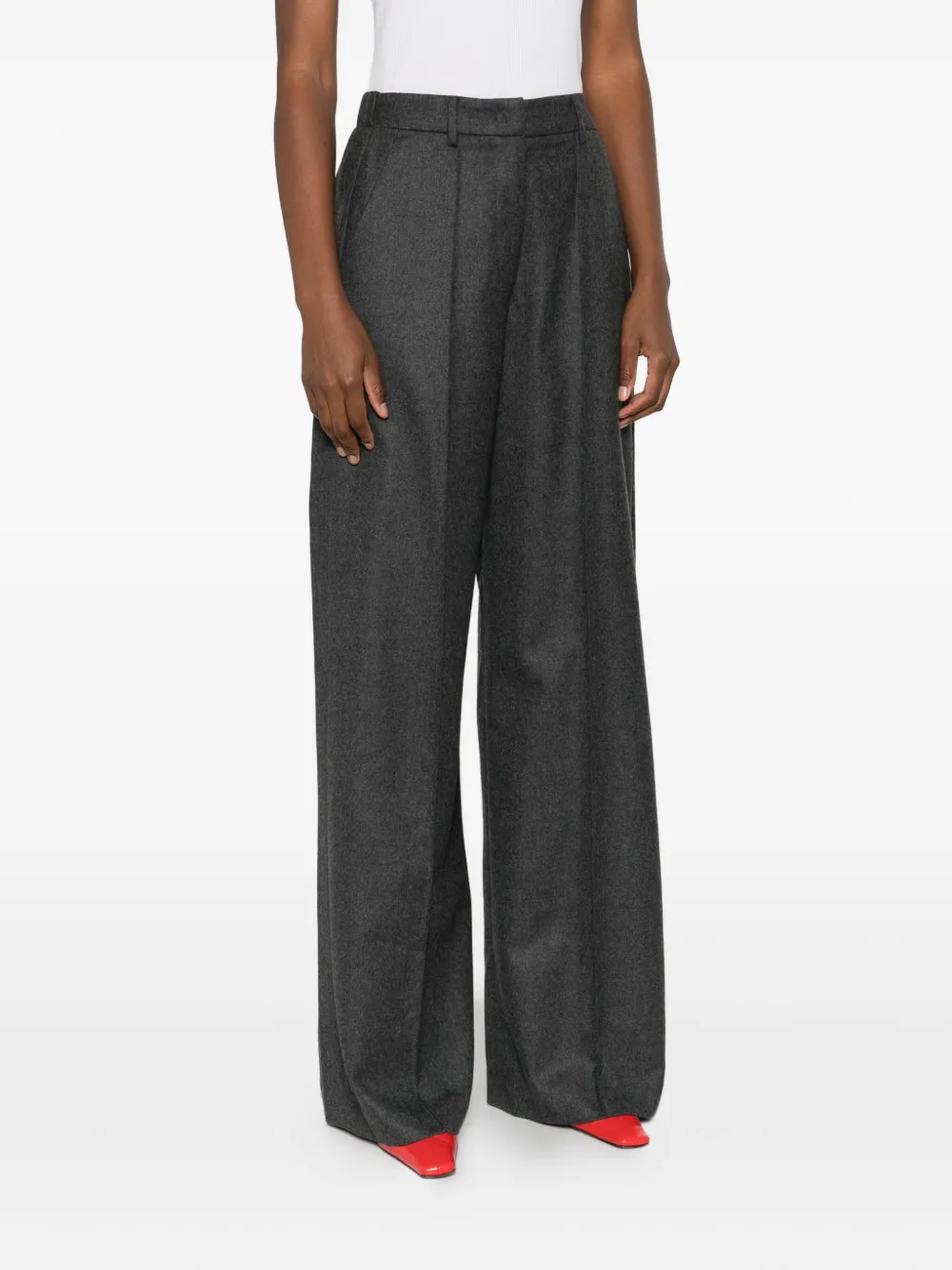 Eric Bompard Ribbed Straight Trousers In Gray