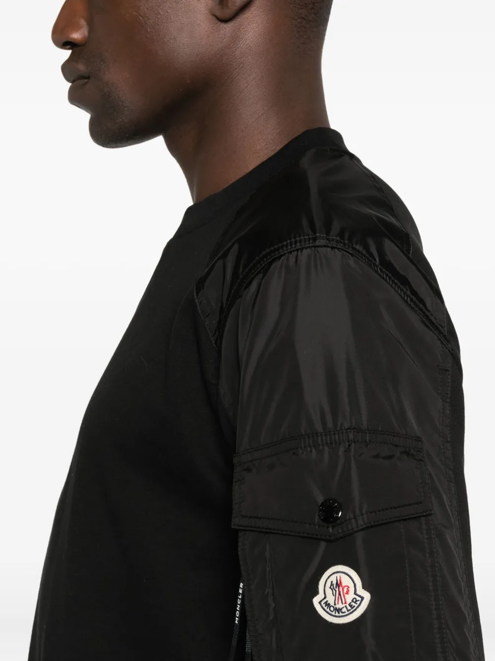 Moncler Mens Black Logo-patch Contrast-sleeve Cotton-blend Sweatshirt In Black