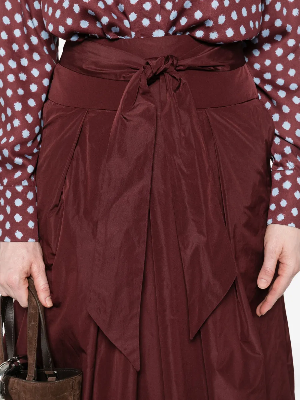 Niū Camelia Pleated-belted Midi Skirt In Red