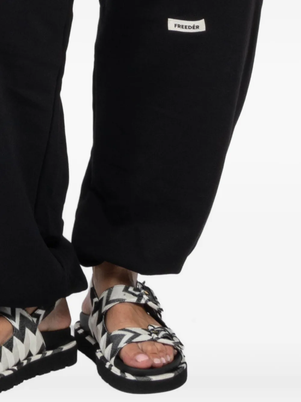 FREEDÉR Joggingbroek met logopatch Zwart