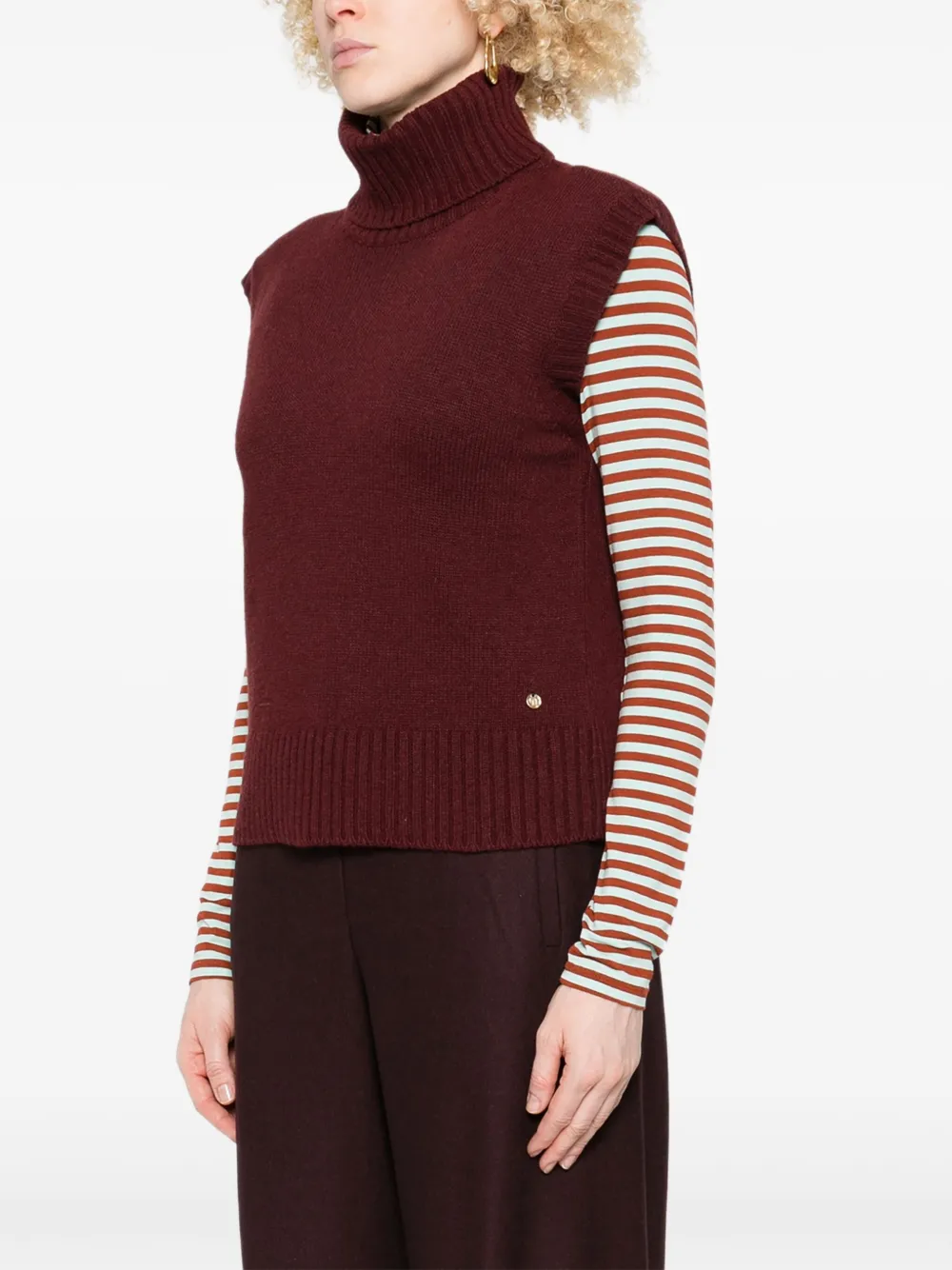  Niu Turtleneck Sleeveless Sweater - Red 