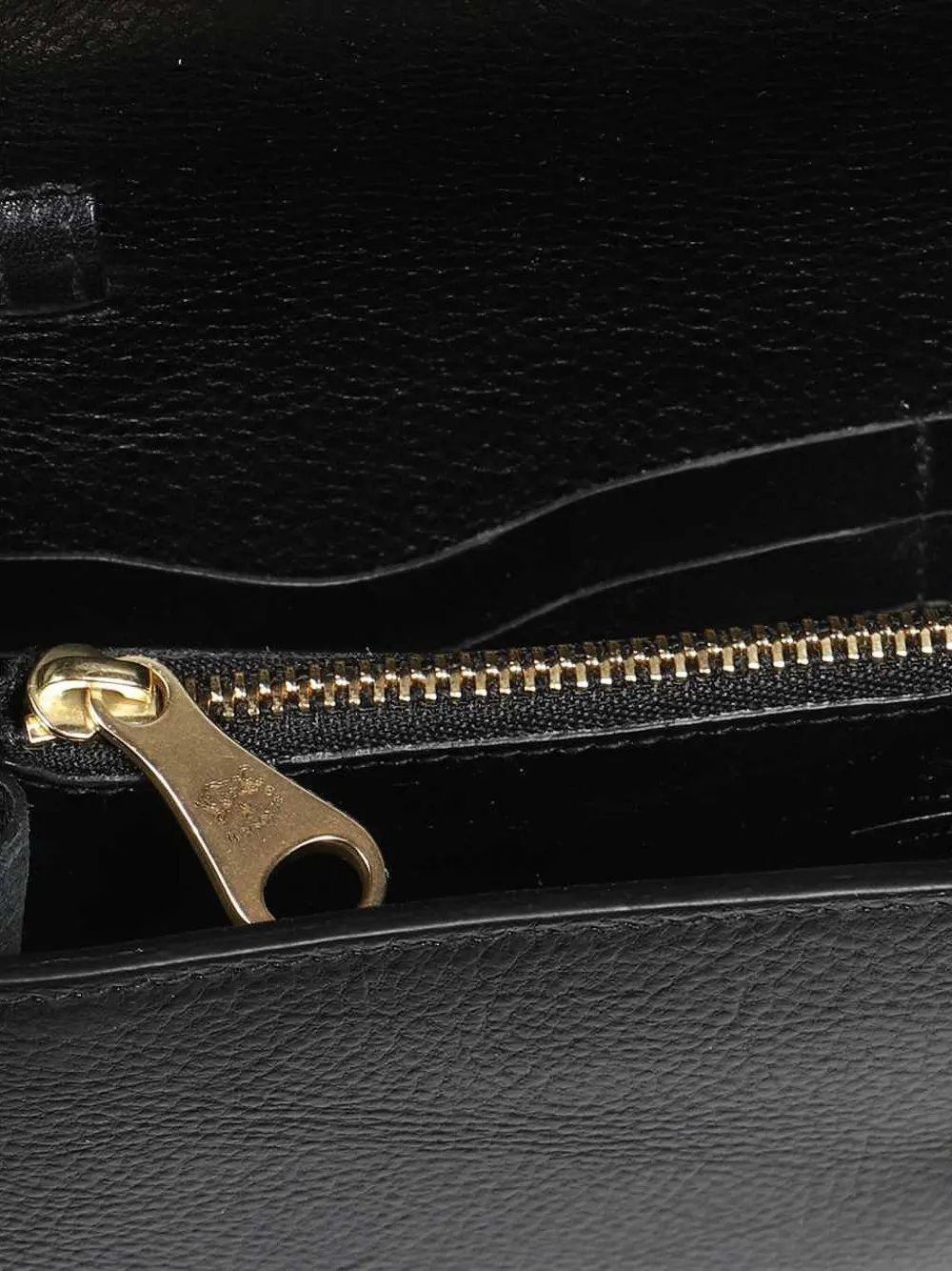 Il Bisonte Buttoned-flap Leather Clutch In Black