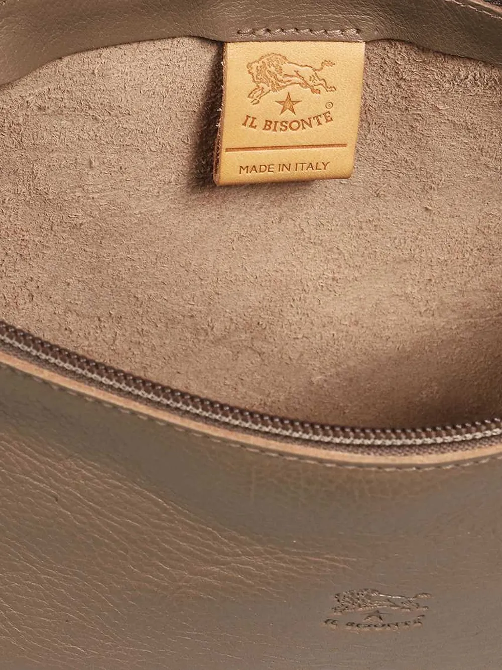 Il Bisonte logo-detail leather clutch bag Grijs