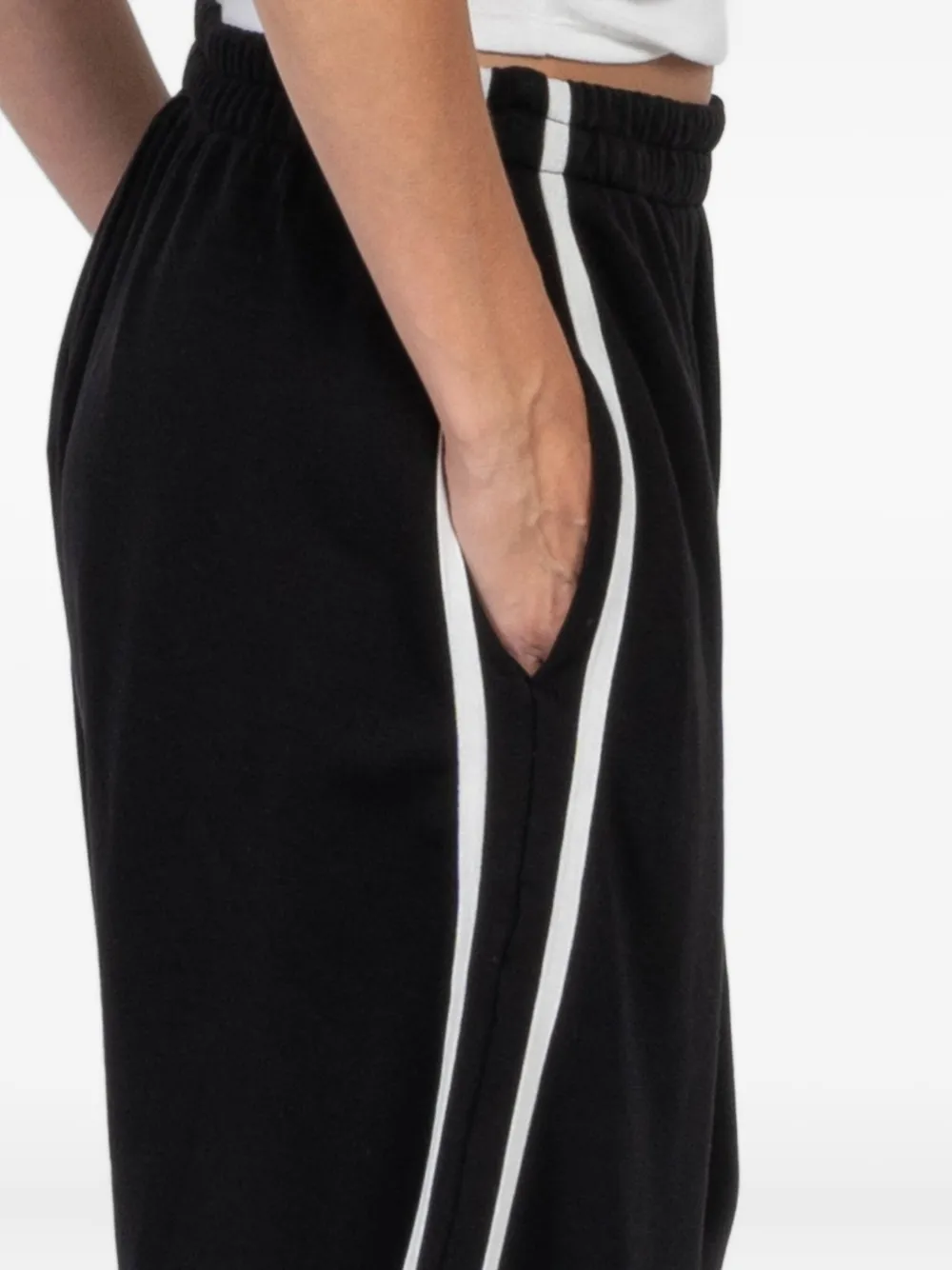 FREEDÉR Joggingbroek met logopatch Zwart