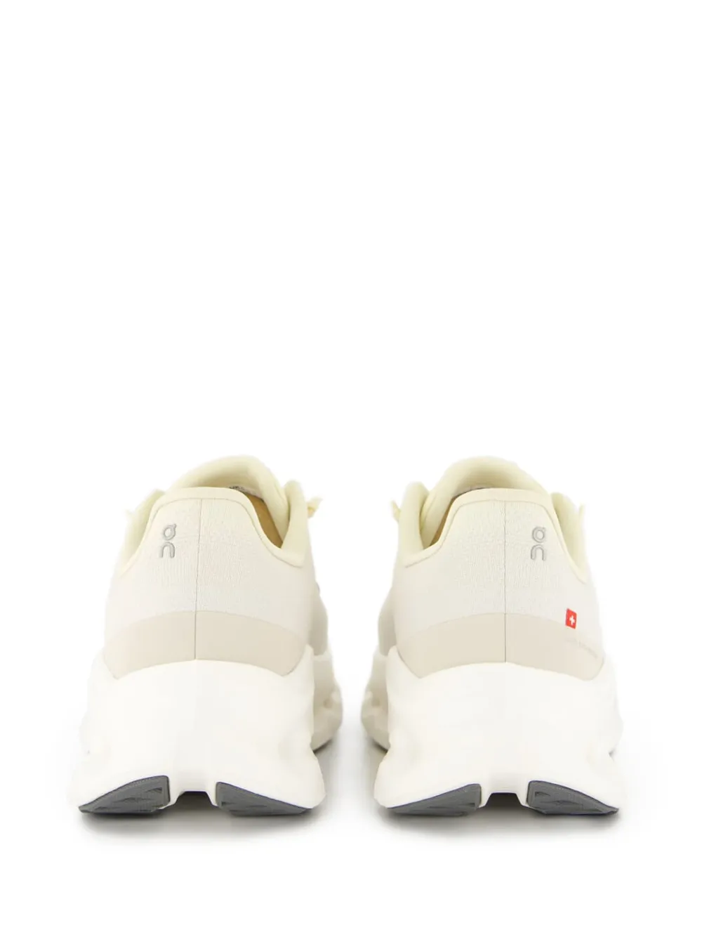 On Running Cloudtilt mesh sneakers Beige