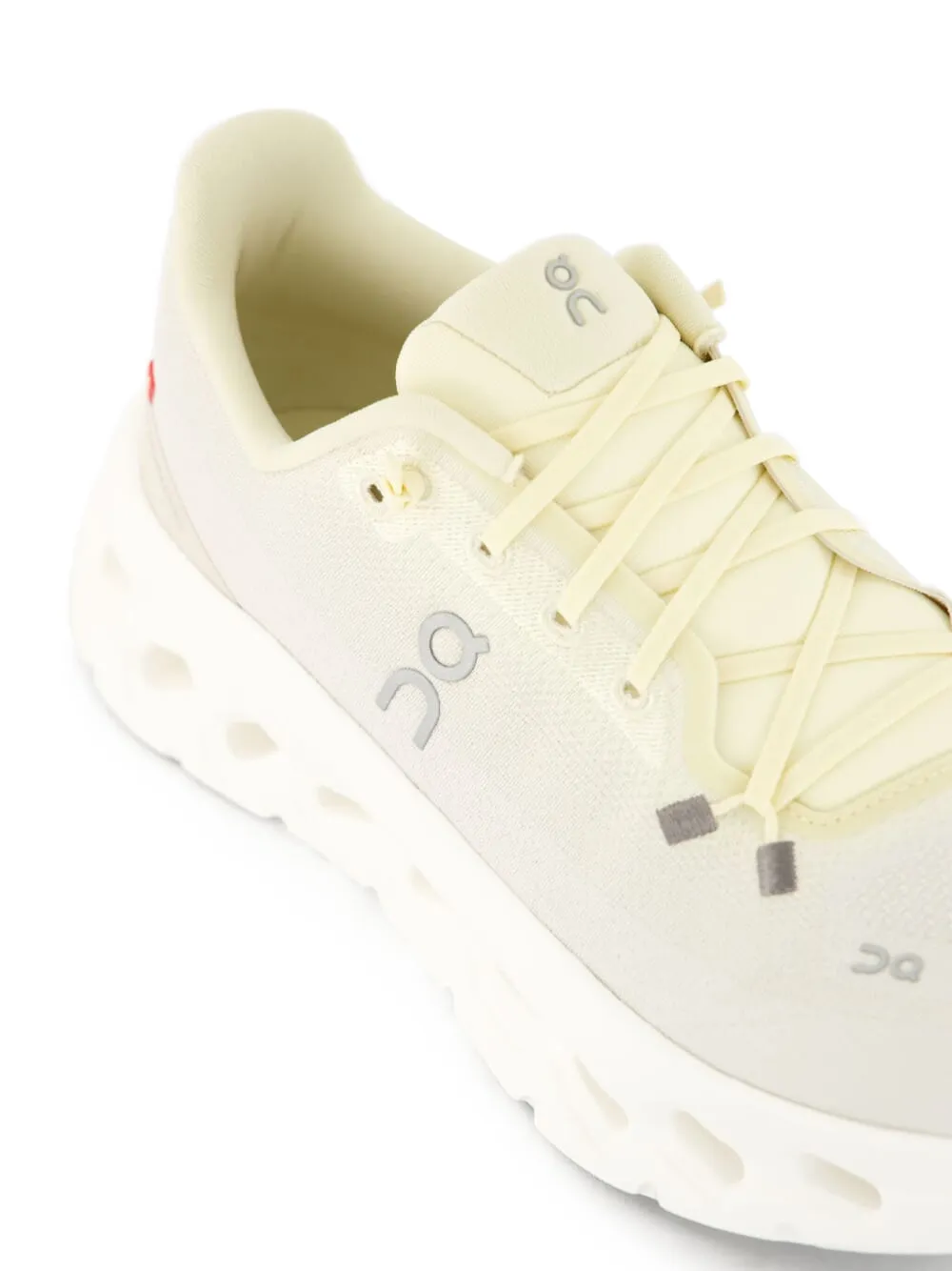 On Running Cloudtilt mesh sneakers Beige