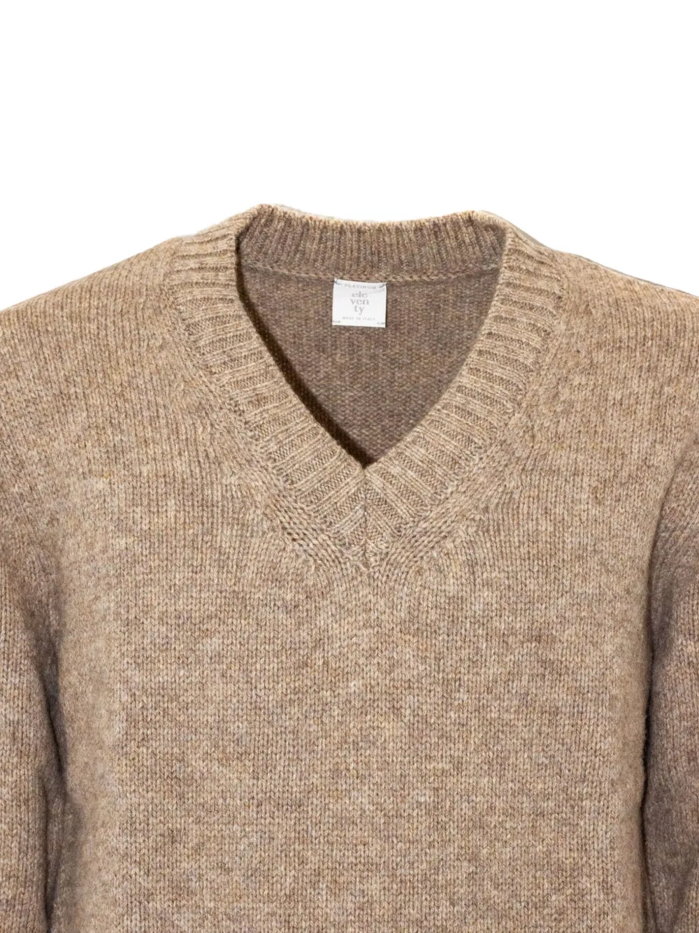 Eleventy Trui met V-hals en geribbelde afwerking Beige