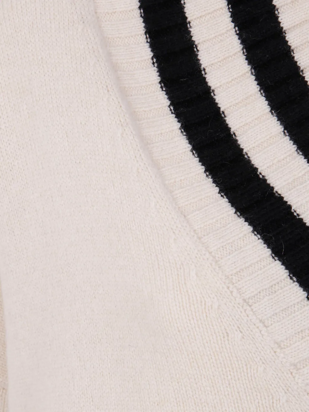 Pierantonio Gaspari V-neck Wool Sweater In White