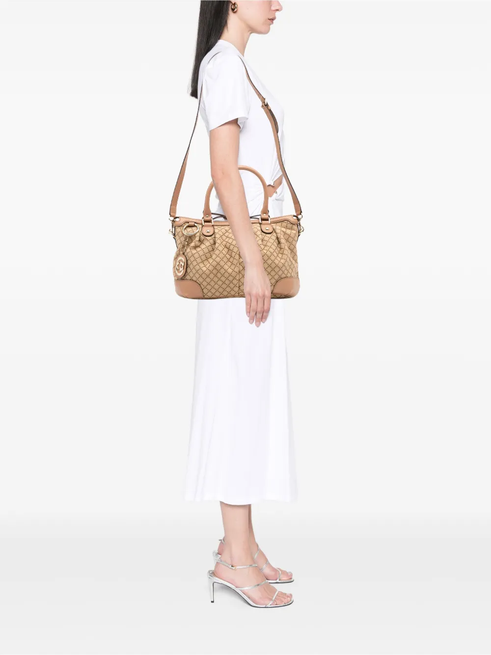 Pre-owned Gucci 2016-2025 Diamante Canvas Sukey Satchel In Brown
