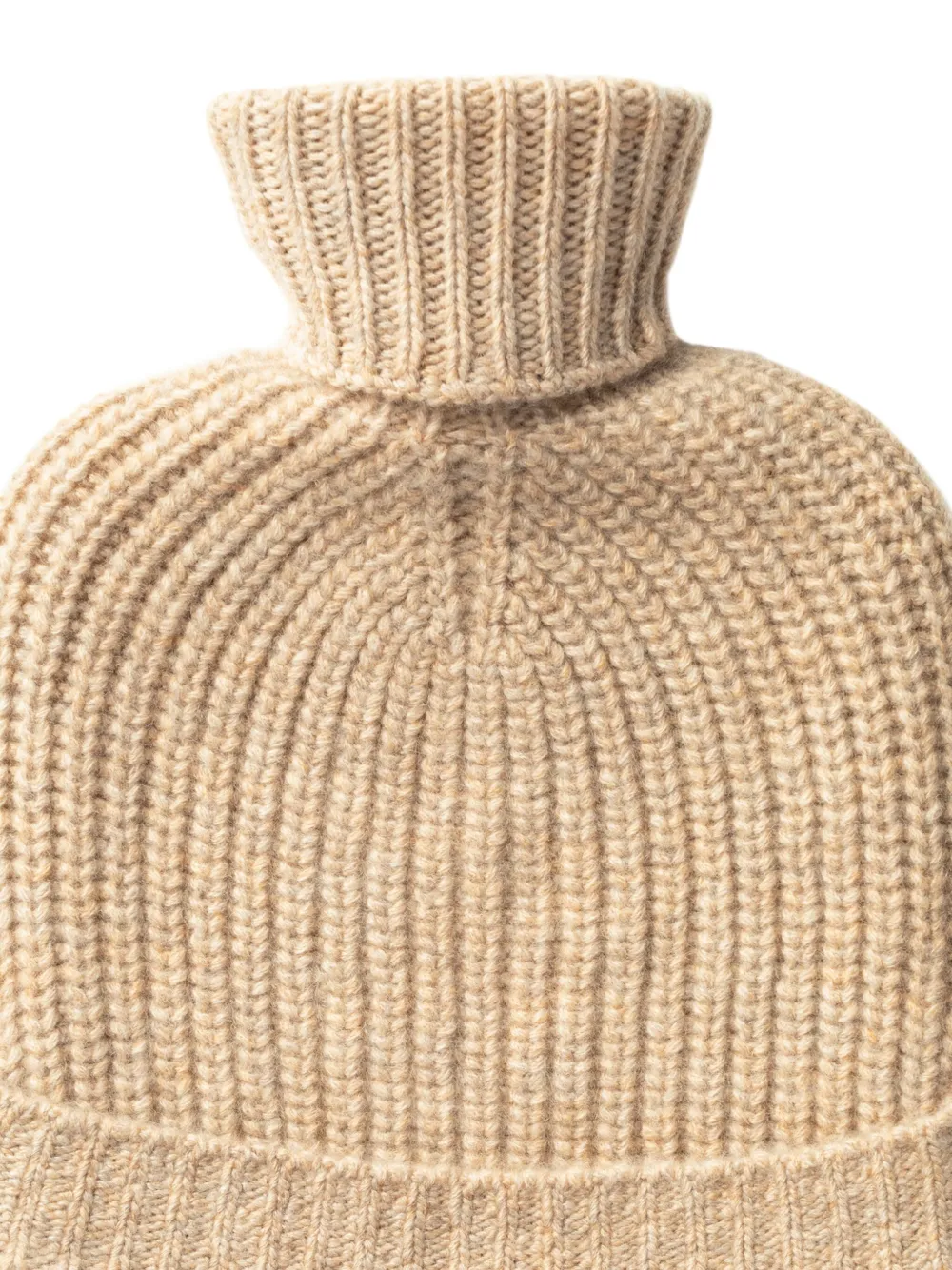 Johnstons of Elgin ribbed-knit hot water cover | Bedding | Image 2