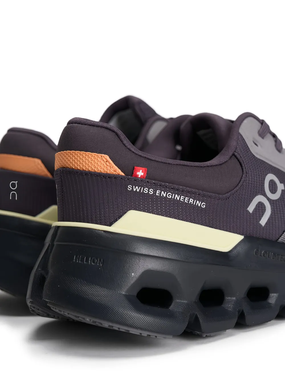 On Running Cloudrunner 2 sneakers Black