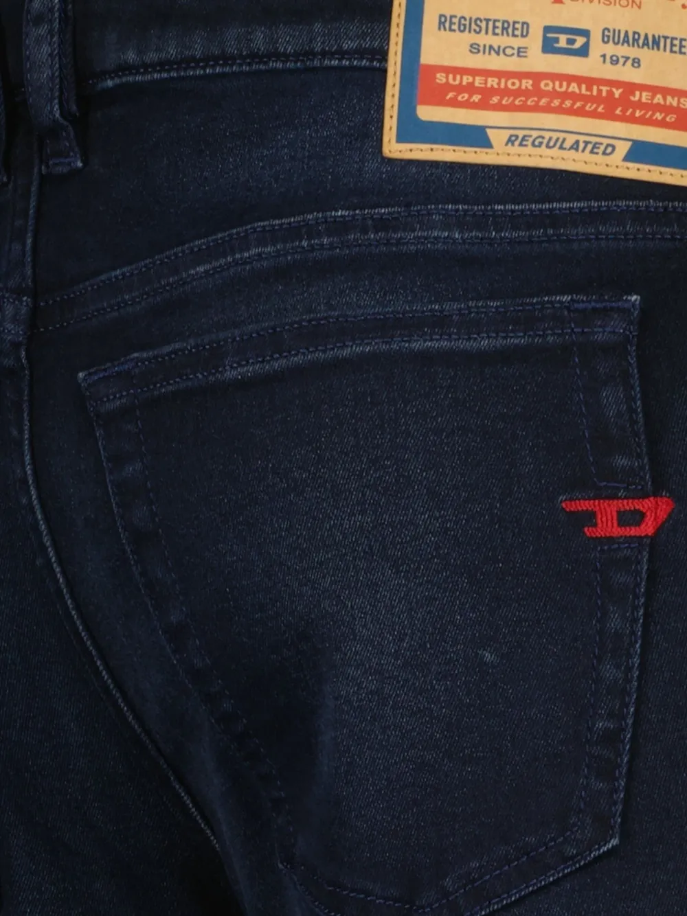 Diesel Sleenker jeans met vijf zakken Blauw