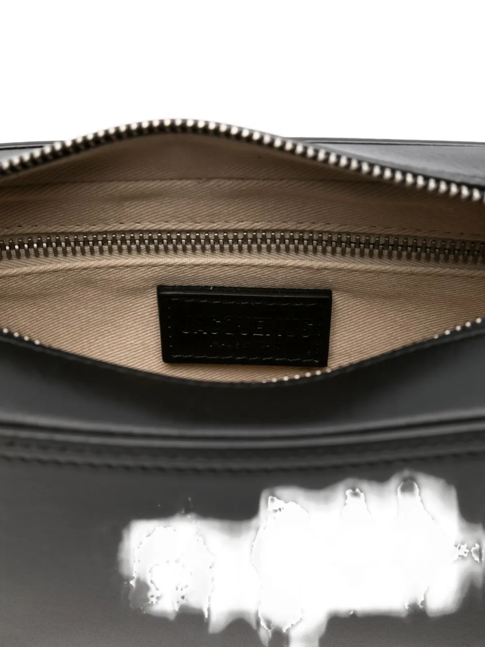 Jacquemus logo-plaque utility shoulder bag Zwart