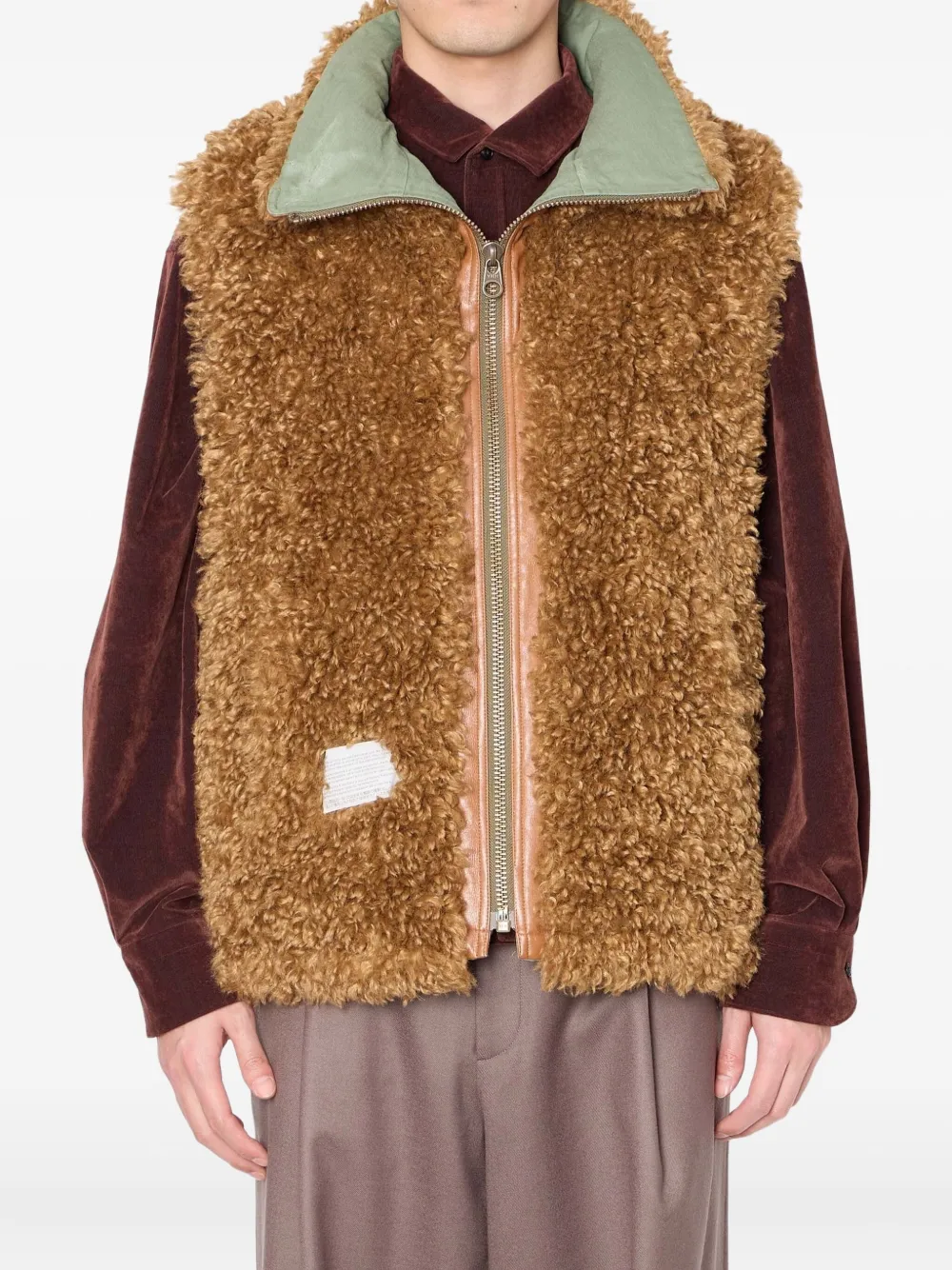 Kolor Weste aus Shearling mit Drachenstickerei | Westen & Gilets | Image 2