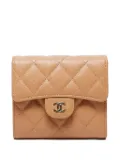 CHANEL Pre-Owned 2010s quilted leather wallet - Brown