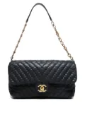 CHANEL Pre-Owned 2010-2011 chain leather shoulder bag - Black
